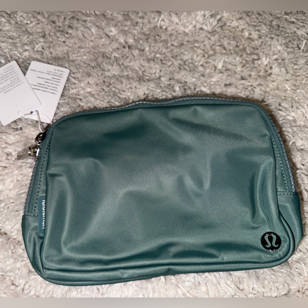 Lululemon Tidewater Teal Green LARGE Everywhere Belt Bag Fanny pack NWT